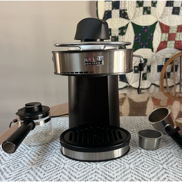 Bella Pro Series Espresso Maker - Picture 2 of 7